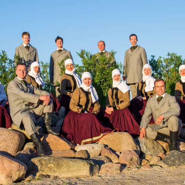 Tagad ir jādejo, debesīs – jālido